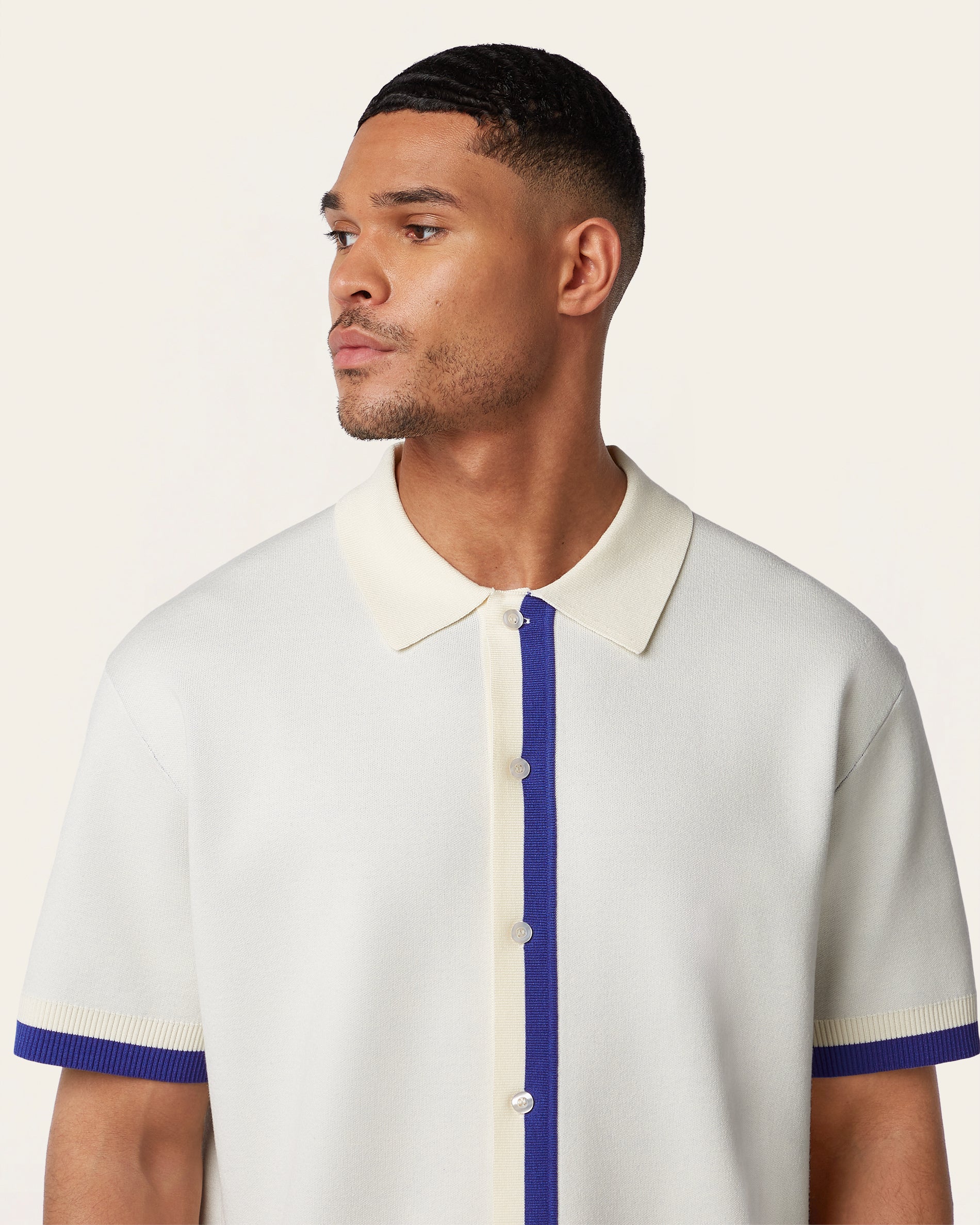 Jacquard Short Sleeve Shirt Off White / Cobalt Blue